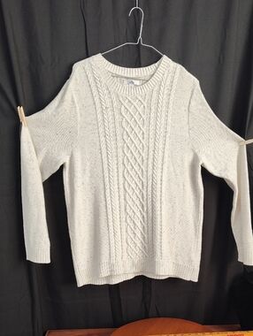 Croft & Barrow Soft Cream Pull Over Knit Crew Neck Sweater